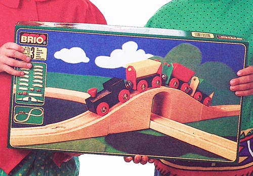 Box image for the BRIO 33125 Viaduct starter set from 1991