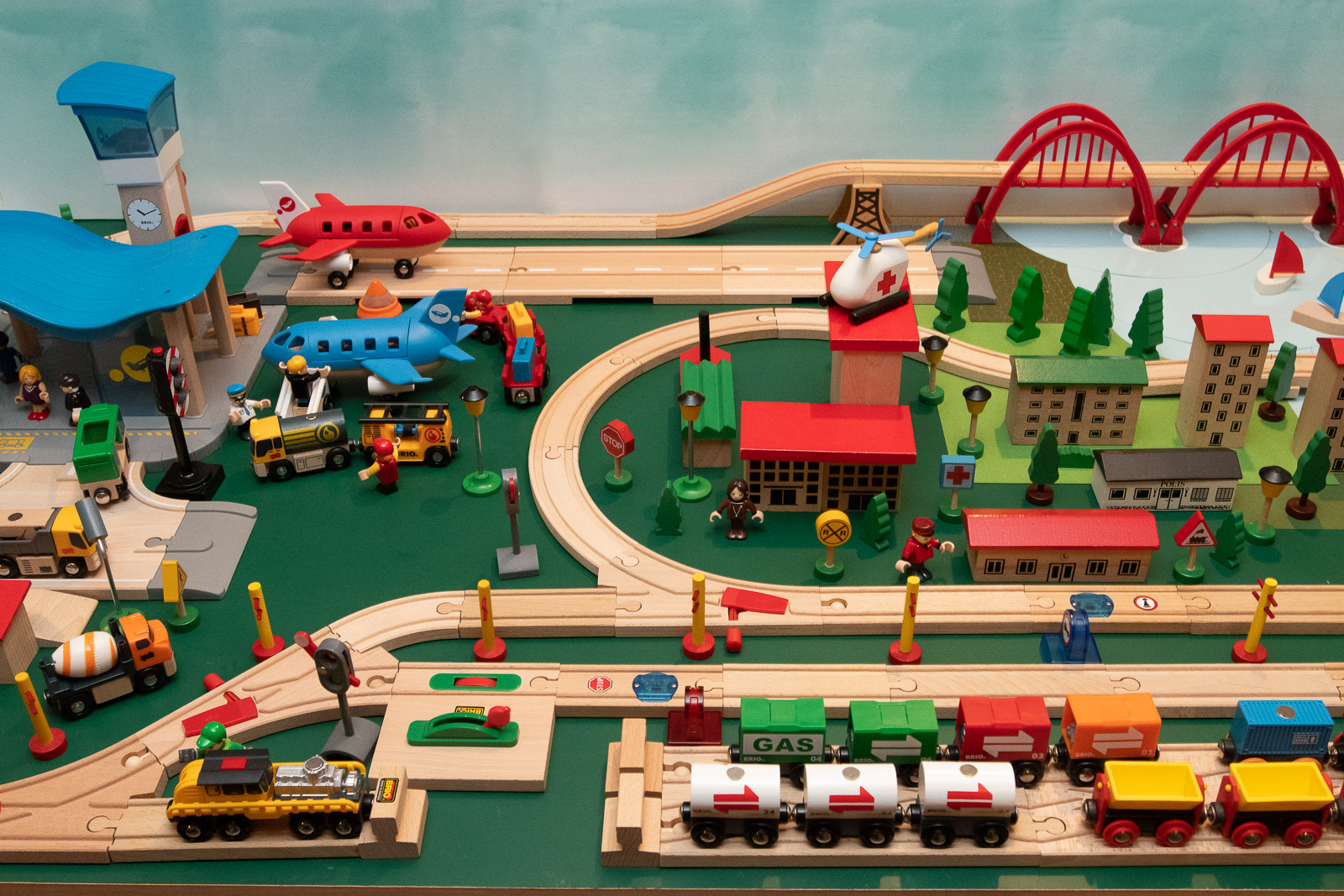 brio elevated track